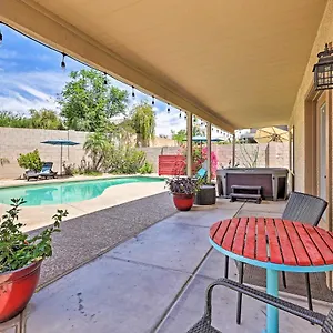 Spacious Phoenix-area Escape With Pool And Hot Tub , Avondale United States