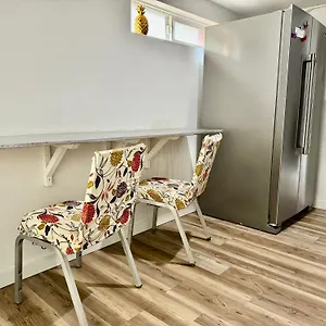 Private Tiny With Shared Bathroom Near Seatac Airport And Downtown Homestay